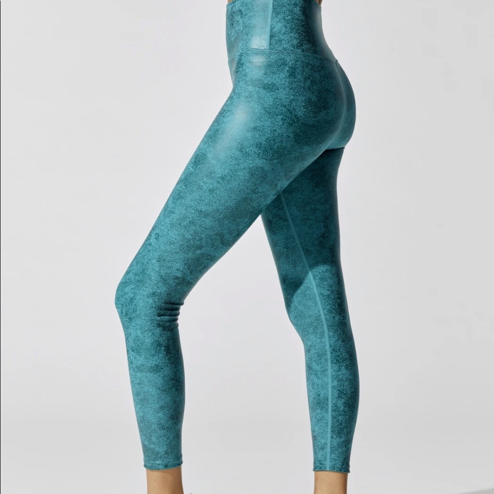 Carbon38 high rise 7/8 leatherette legging in teal